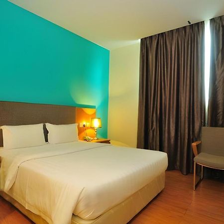 D North Star Hotel & Spa Sandakan Luaran gambar