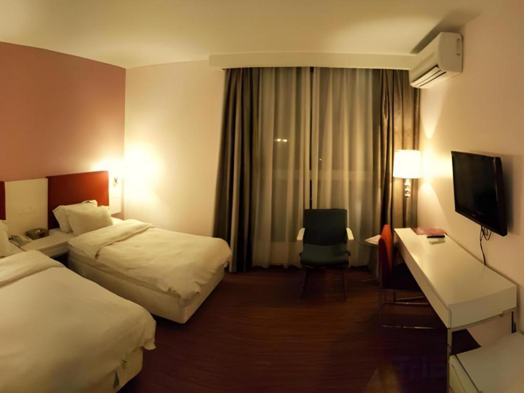 D North Star Hotel & Spa Sandakan Luaran gambar