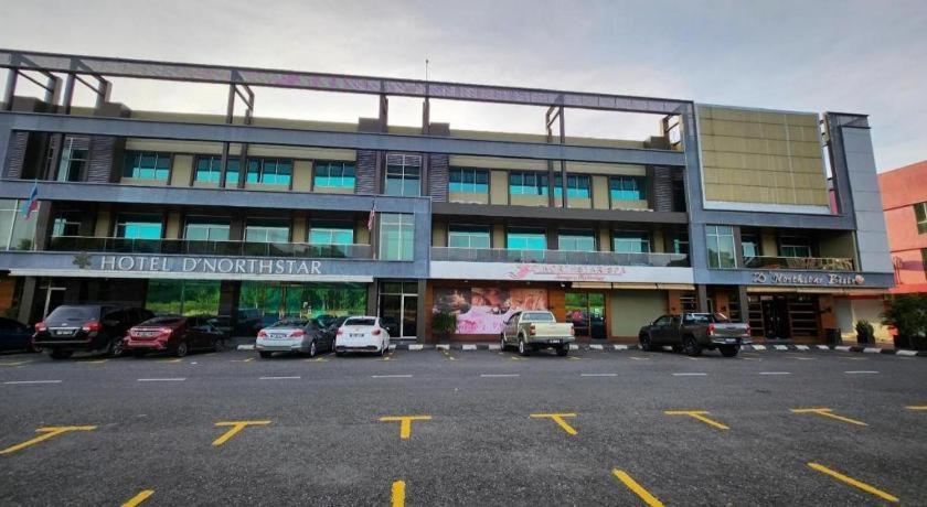 D North Star Hotel & Spa Sandakan Luaran gambar