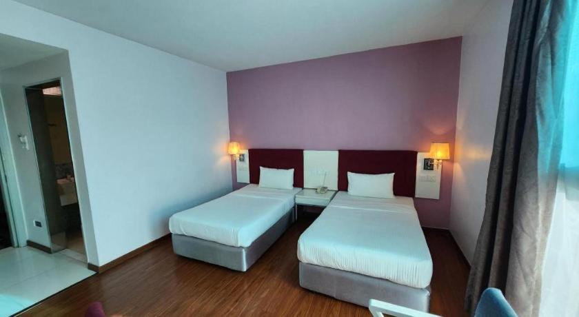 D North Star Hotel & Spa Sandakan Luaran gambar